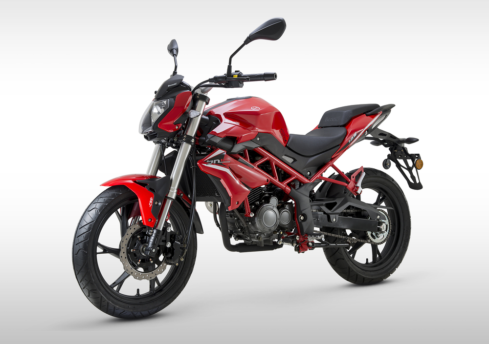 Benelli BN 125 (2018 20), prezzo e scheda tecnica Moto.it