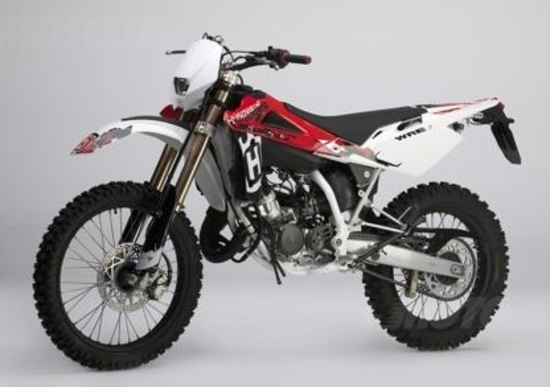 Husqvarna TE 630 e WRE 125 2010 Husqvarna TE 630 e WRE 125 2010