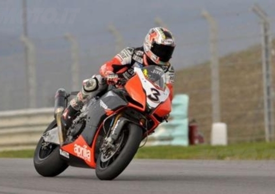 Max Biaggi concede il bis! Max Biaggi concede il bis!