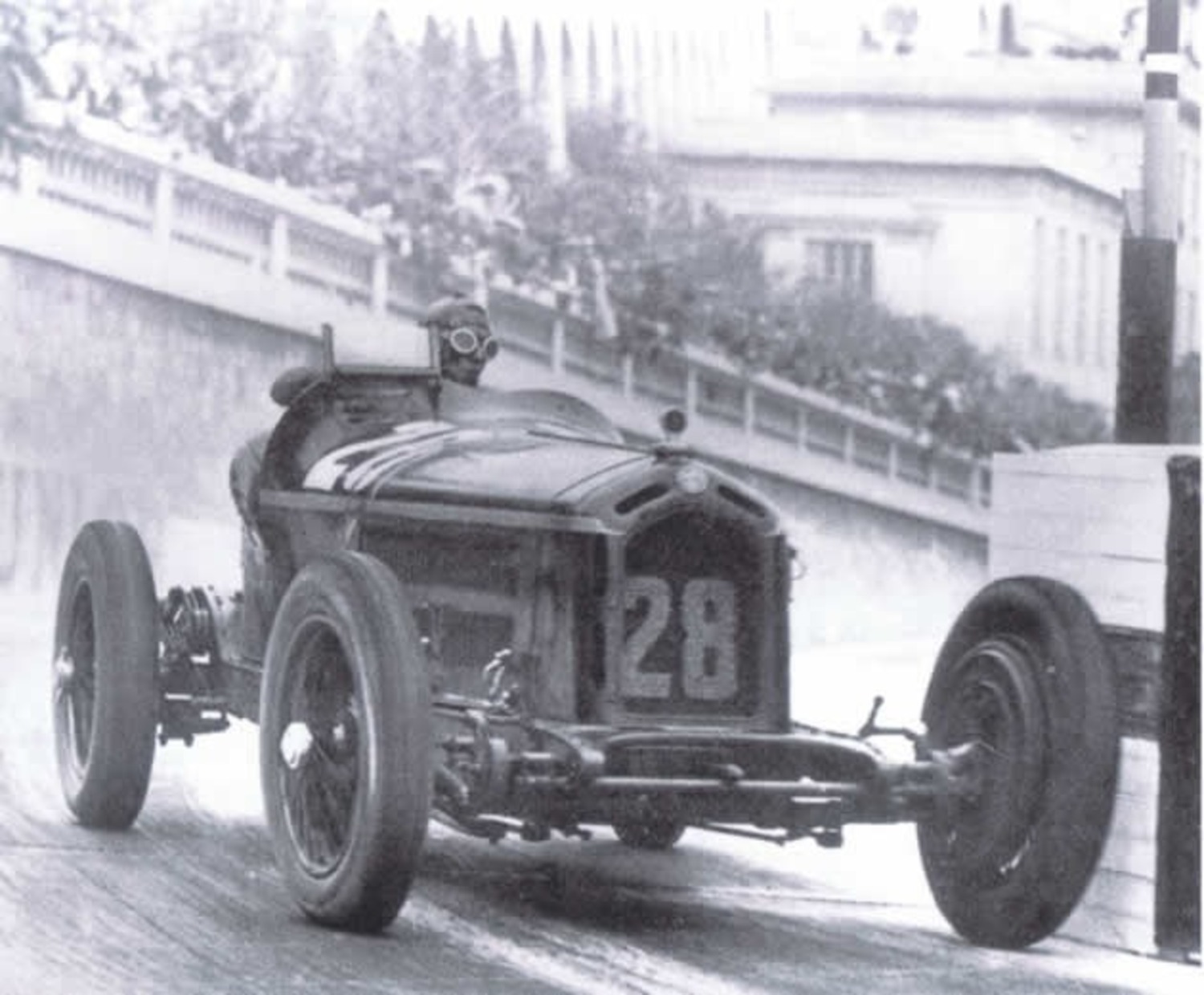 Anniversari, 1953: l’11 agosto moriva il figlio del vento, l'asso del volante, Tazio Nuvolari