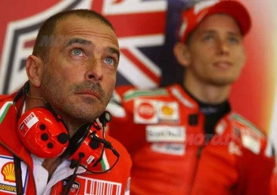 Honda sta trattando con Casey Stoner per il 2011 Honda sta trattando con Casey Stoner per il 2011
