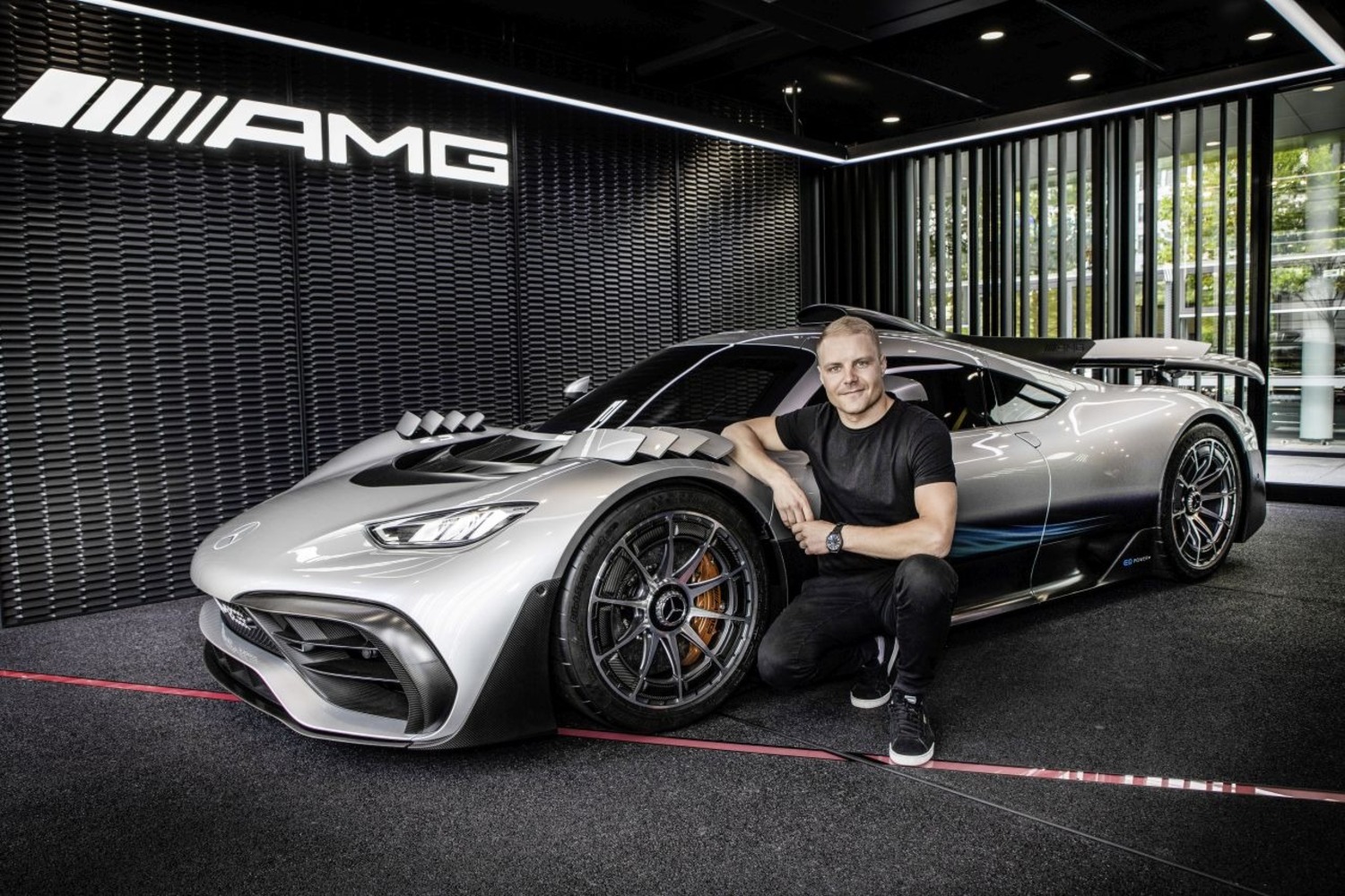 Машина amg one