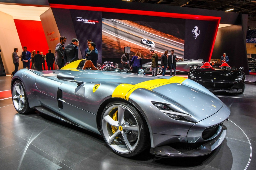 Суперкар Ferrari Monza sp1