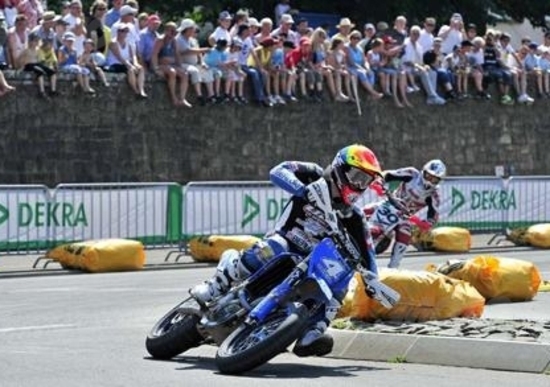 Mondiale Supermoto. Thomas Chareyre espugna Sankt Wendel Mondiale Supermoto. Thomas Chareyre espugna Sankt Wendel