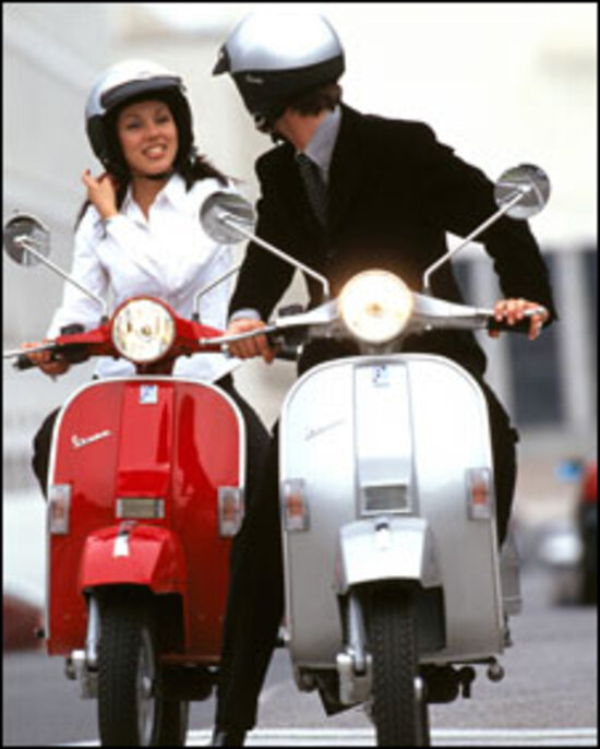 Piaggio torna a produrre la Vespa PX Piaggio torna a produrre la Vespa PX
