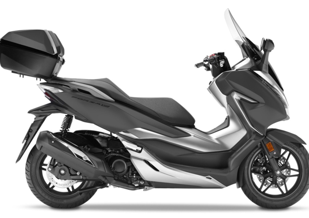 Honda Forza 300 Deluxe Abs 2018 19 Prezzo E Scheda Tecnica