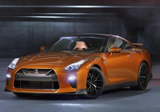 Nissan GT-R restyling 2016, il mito si rinnova Nissan GT-R restyling 2016, il mito si rinnova
