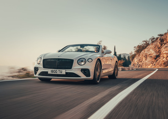 Bentley Continental GT Convertible, 2+2 da 635 CV Bentley Continental GT Convertible, 2+2 da 635 CV