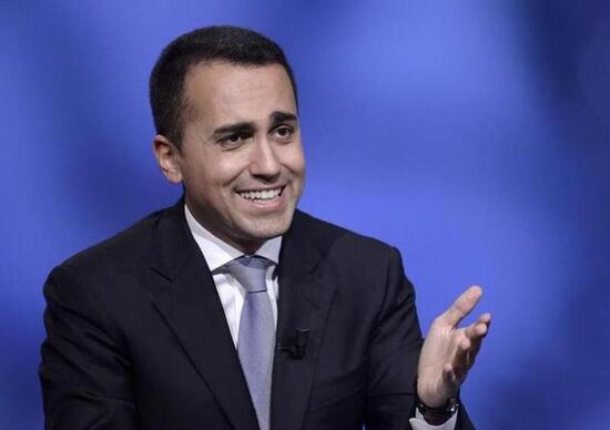 Bonus-malus emissioni, Di Maio: «Non vogliamo creare uno shock al settore dell'auto» Bonus-malus emissioni, Di Maio: «Non vogliamo creare uno shock al settore dell'auto»