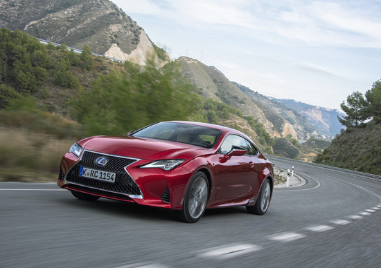 Lexus RC 2019, look rivisto per la seconda parte di carriera Lexus RC 2019, look rivisto per la seconda parte di carriera