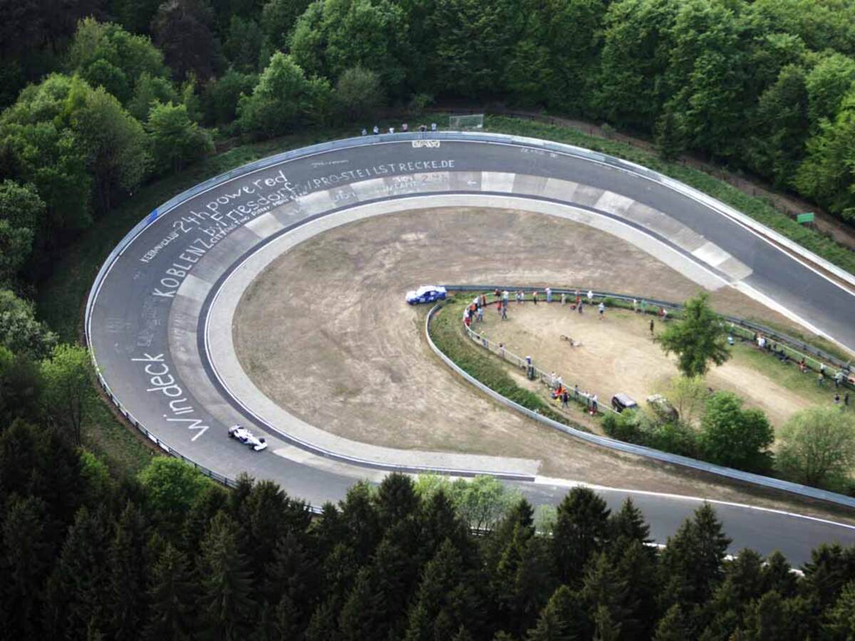 Nurburgring Nordschleife via i limiti di velocità News Automoto.it