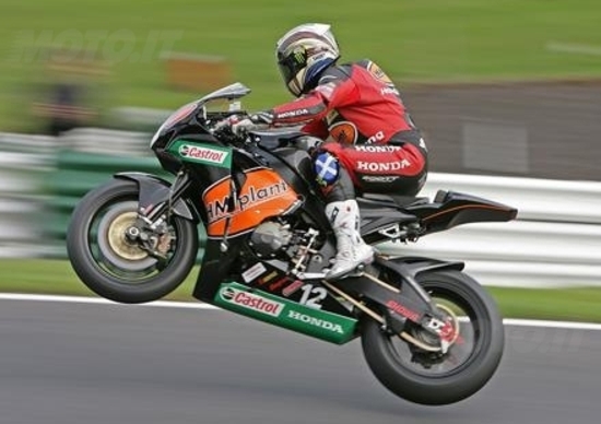 Honda presenta il team TT Legends Honda presenta il team TT Legends