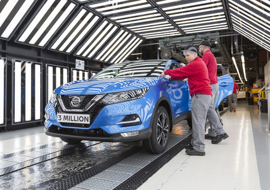 Brexit, un boomerang per i lavoratori Nissan? Il caso X-Trail Brexit, un boomerang per i lavoratori Nissan? Il caso X-Trail