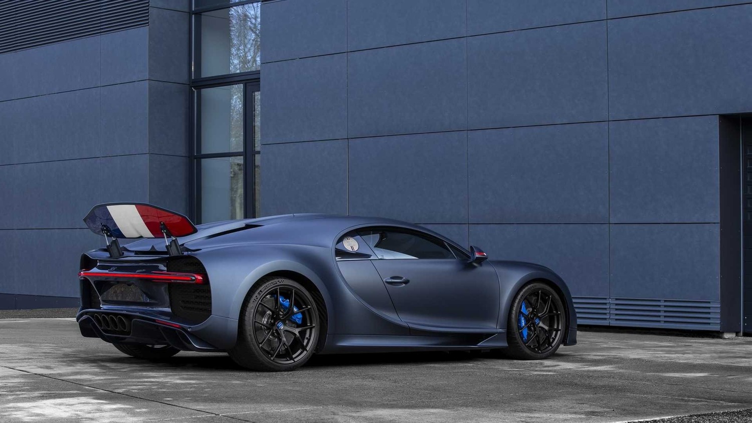 Bugatti Chiron Sport, a Ginevra la serie speciale 110 ans Bugatti