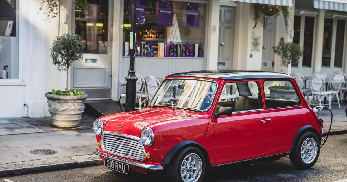 Vecchia Mini, Made in UK 90mila euro per la special Swind con motore