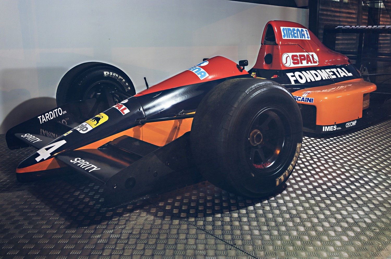 F1: Fondmetal, una storia di passione grazie al cuore di Gabriele Rumi