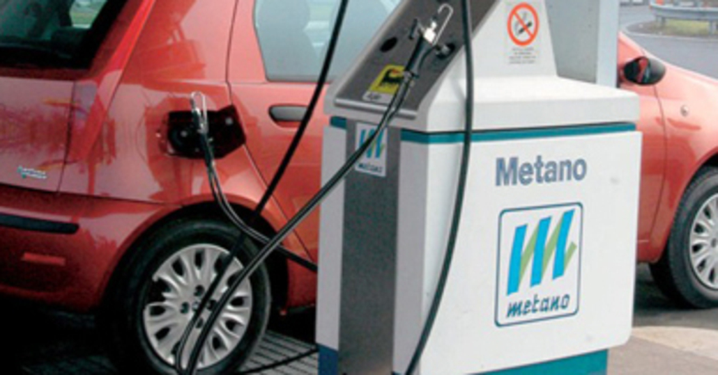 Metano, arriva il self service… ma con il patentino!