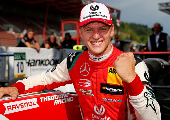 F1: Mick Schumacher, debutto con la Ferrari nei test post Bahrain F1: Mick Schumacher, debutto con la Ferrari nei test post Bahrain
