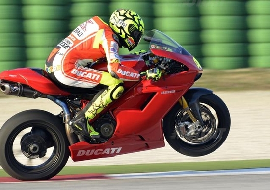 Valentino Rossi a Misano con la Ducati 1198 Superbike! Valentino Rossi a Misano con la Ducati 1198 Superbike!
