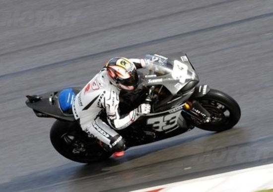 Portimao, pista bagnata. Parlano Checa e Melandri Portimao, pista bagnata. Parlano Checa e Melandri