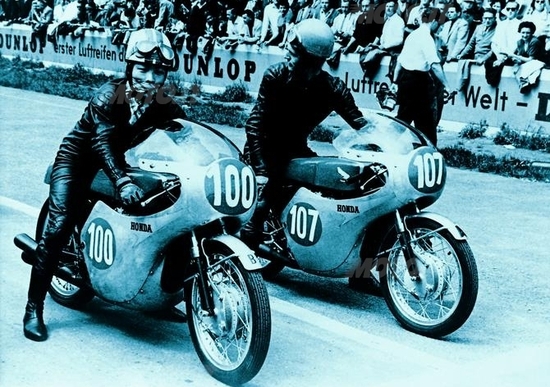 Honda celebra mezzo secolo di vittorie mondiali Honda celebra mezzo secolo di vittorie mondiali