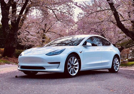 Tesla, Nuovo Listino prezzi Italia: Model 3 da 48.500 € (incentivata fino a 38,5K) Tesla, Nuovo Listino prezzi Italia: Model 3 da 48.500 € (incentivata fino a 38,5K)