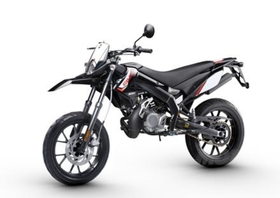 Gilera SMT ed RCR. Supermoto ed Enduro di 50cc Gilera SMT ed RCR. Supermoto ed Enduro di 50cc