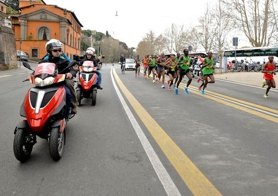 Piaggio Mp3 Yourban alla XVII Maratona di Roma Piaggio Mp3 Yourban alla XVII Maratona di Roma