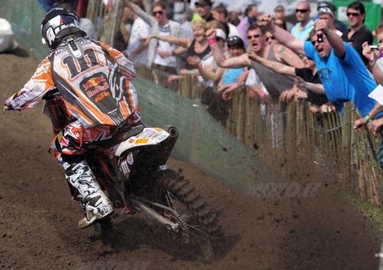 MX: stop al rumore. La FMI misura i decibel alle moto ufficiali MX: stop al rumore. La FMI misura i decibel alle moto ufficiali
