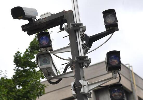 Videocamere di sorveglianza: lecito puntarle sulla pubblica via Videocamere di sorveglianza: lecito puntarle sulla pubblica via