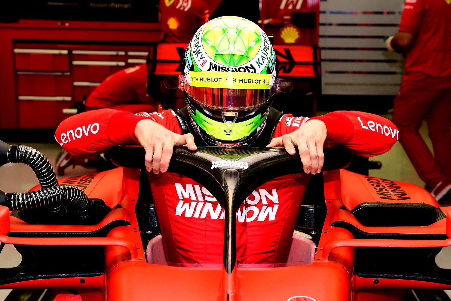 Montecarlo: pole di Hamilton su Bottas, disastro Ferrari Montecarlo: pole di Hamilton su Bottas, disastro Ferrari