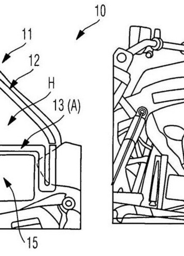 BMW: brevetto per una moto ibrida