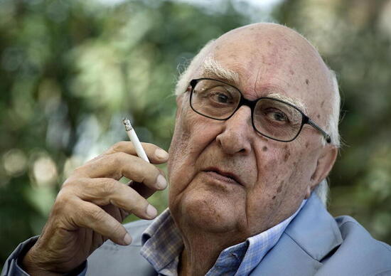 Ci ha lasciato Andrea Camilleri, che da piccolo sognava di battere Nuvolari Ci ha lasciato Andrea Camilleri, che da piccolo sognava di battere Nuvolari