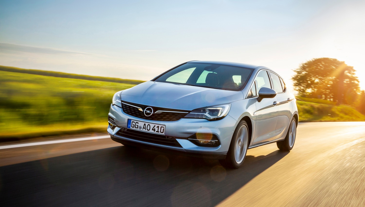 Opel Astra restyling, la più efficiente di sempre