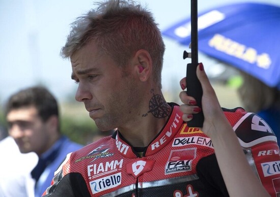 SBK 2019 a Donington. Alvaro Bautista: Un problema tecnico è la causa delle mie cadute SBK 2019 a Donington. Alvaro Bautista: Un problema tecnico è la causa delle mie cadute