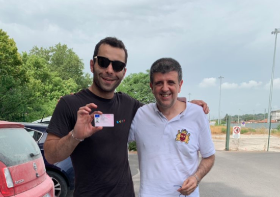 Danilo Petrucci ha preso la patente: Da oggi posso guidare anche in strada Danilo Petrucci ha preso la patente: Da oggi posso guidare anche in strada