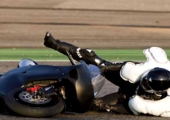 Gli airbag da moto indossabili. Capitolo 1: storia e caratteristiche Gli airbag da moto indossabili. Capitolo 1: storia e caratteristiche