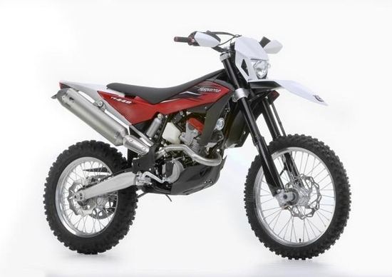 La gamma enduro Husqvarna 2012 La gamma enduro Husqvarna 2012