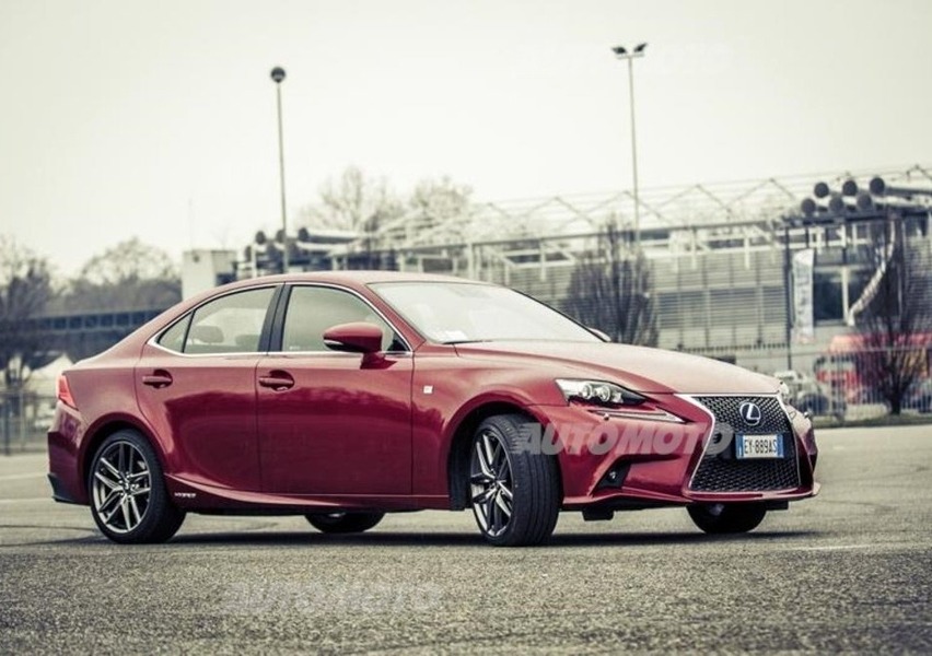 Lexus is hybrid