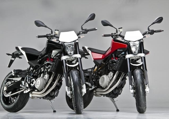 Husqvarna Nuda 900 e Nuda 900R Husqvarna Nuda 900 e Nuda 900R