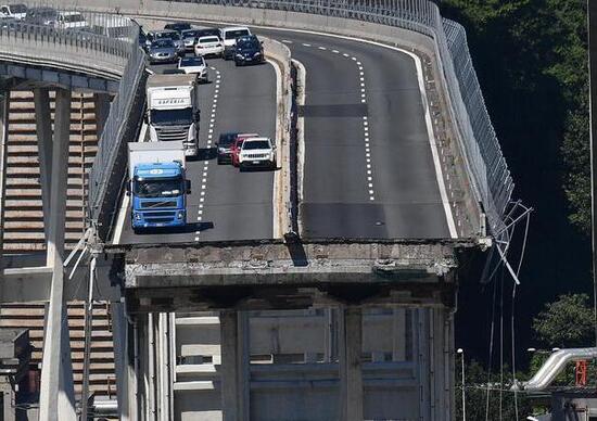 Ponte Morandi: scattano gli arresti per falsi report Ponte Morandi: scattano gli arresti per falsi report