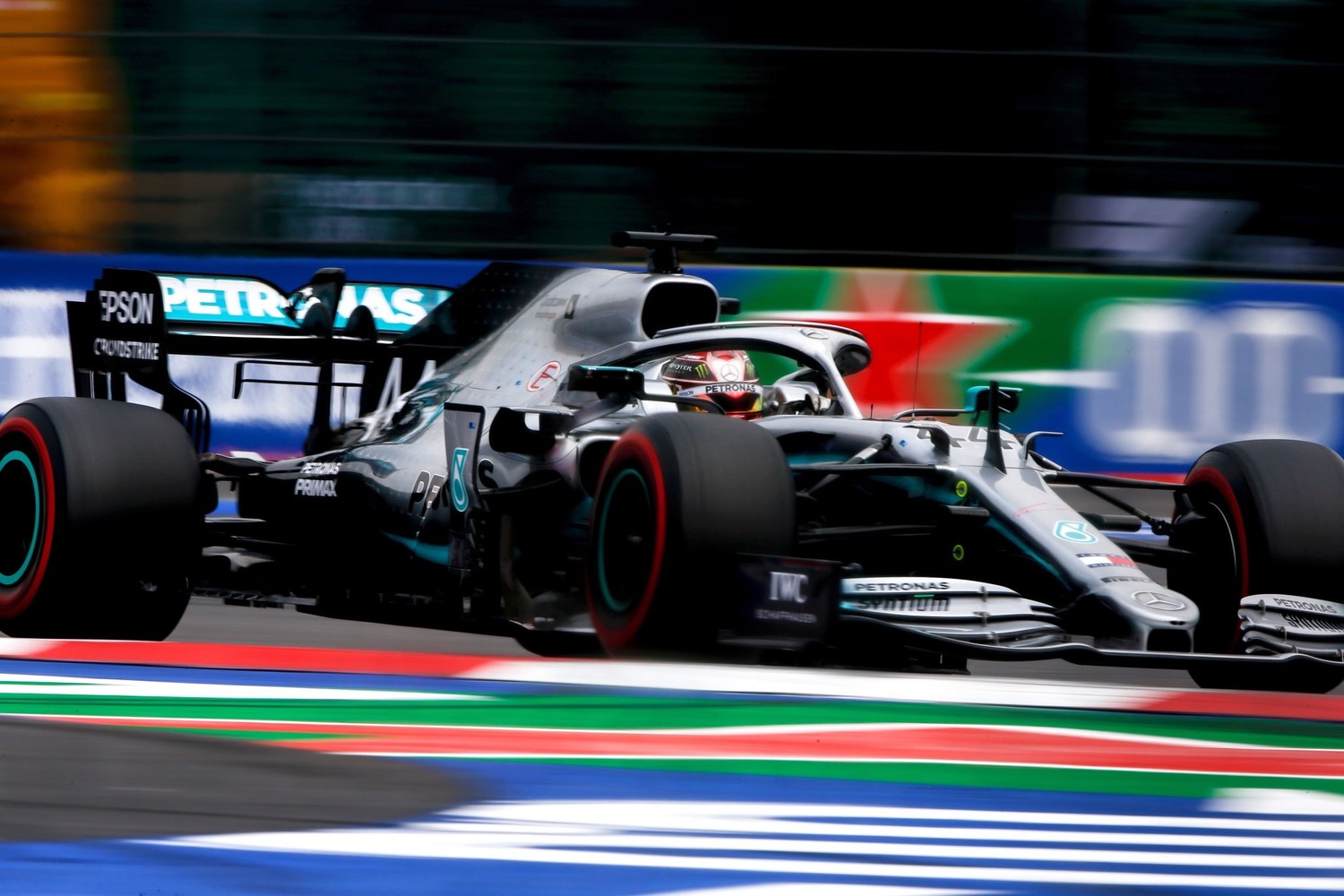 F1, GP Messico 2019, Hamilton: «Volevo vincere questa gara da tanto»