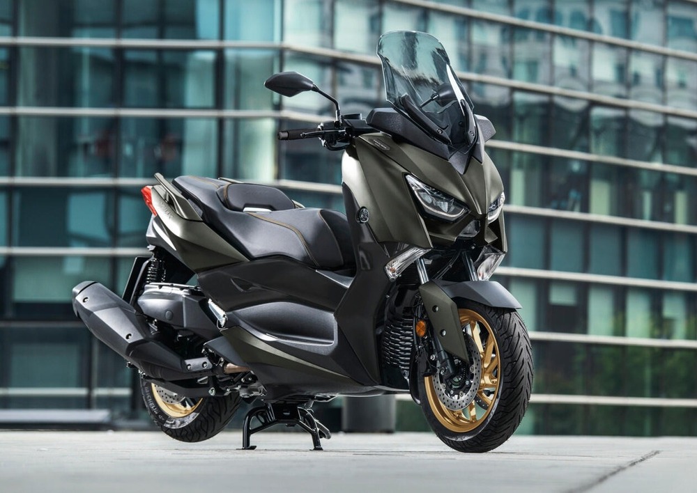 Yamaha XMAX 250