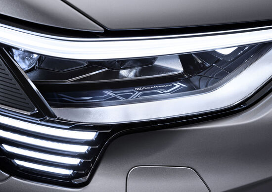 Nuova Audi e-Tron Crossback 2020, info, dotazioni e render Nuova Audi e-Tron Crossback 2020, info, dotazioni e render