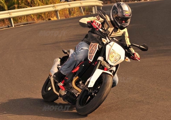 KTM Duke 690 KTM Duke 690