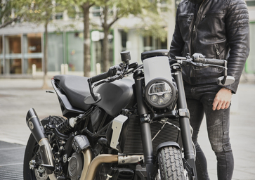 Rizoma per la Indian FTR 1200