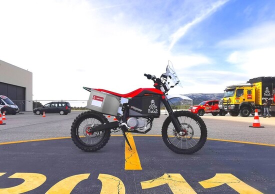 Tacita, la prima moto elettrica alla Dakar Tacita, la prima moto elettrica alla Dakar