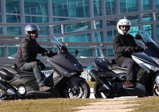 Yamaha T-Max 500 2011 vs T-Max 530 2012 Yamaha T-Max 500 2011 vs T-Max 530 2012