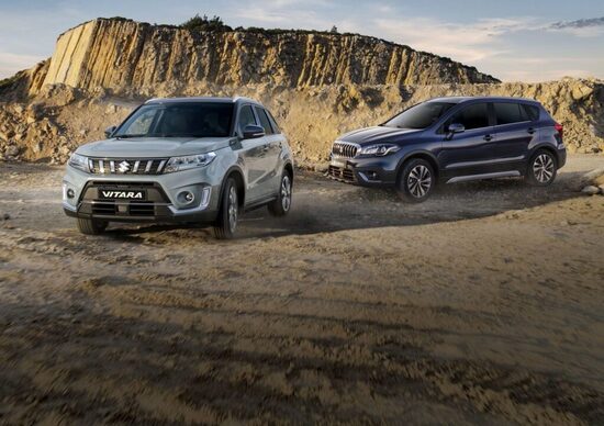 Nuovi SUV Suzuki ibridi a 48V 2020: ecco listino prezzi e promo per S-Cross e Vitara con il 1.4 129CV Nuovi SUV Suzuki ibridi a 48V 2020: ecco listino prezzi e promo per S-Cross e Vitara con il 1.4 129CV