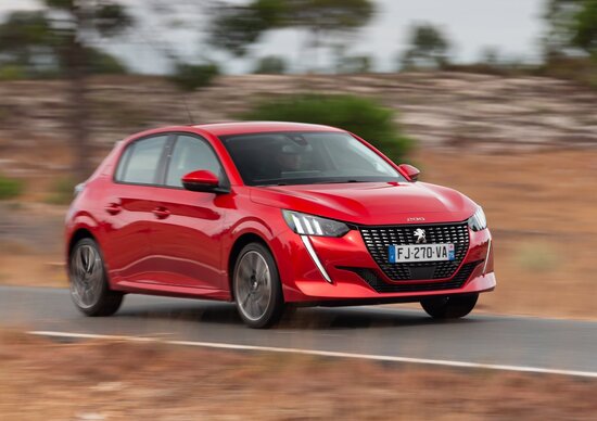 Peugeot 208: nuovo serie speciale Allure Navi Pack Peugeot 208: nuovo serie speciale Allure Navi Pack
